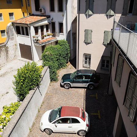 Double Private Parking, 2 Bedrooms & 2 Bathrooms - Elegant Apartment In Old Town Udine Dış mekan fotoğraf