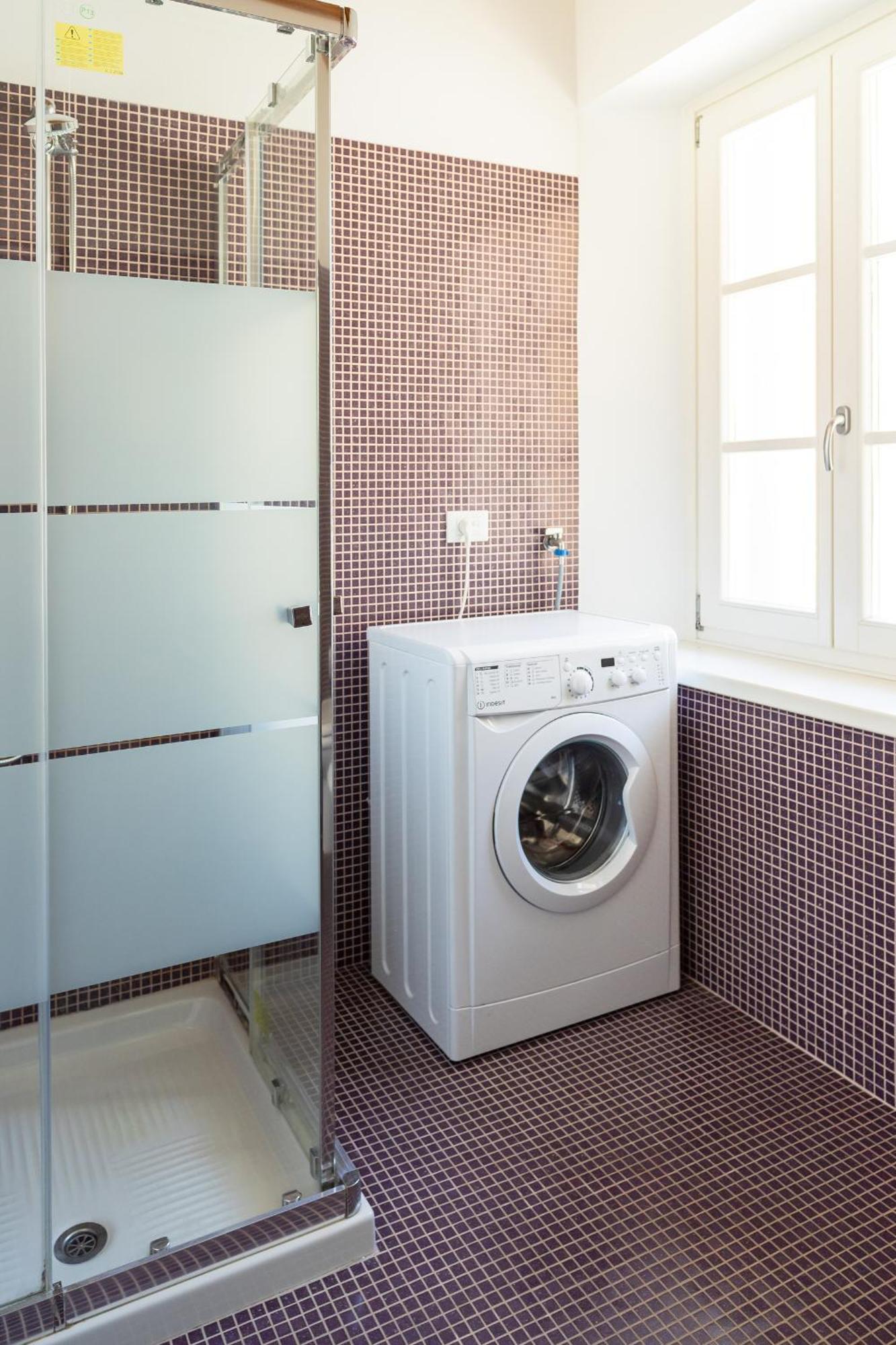 Double Private Parking, 2 Bedrooms & 2 Bathrooms - Elegant Apartment In Old Town Udine Dış mekan fotoğraf